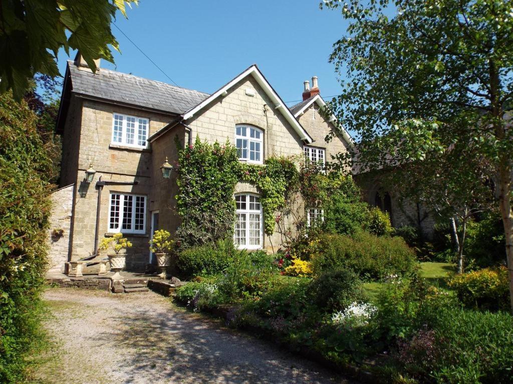 เดอะ โอลด์ วิคาเรจ บีแอนด์บี Bed & Breakfast โคลฟอร์ด ภายนอก รูปภาพ
