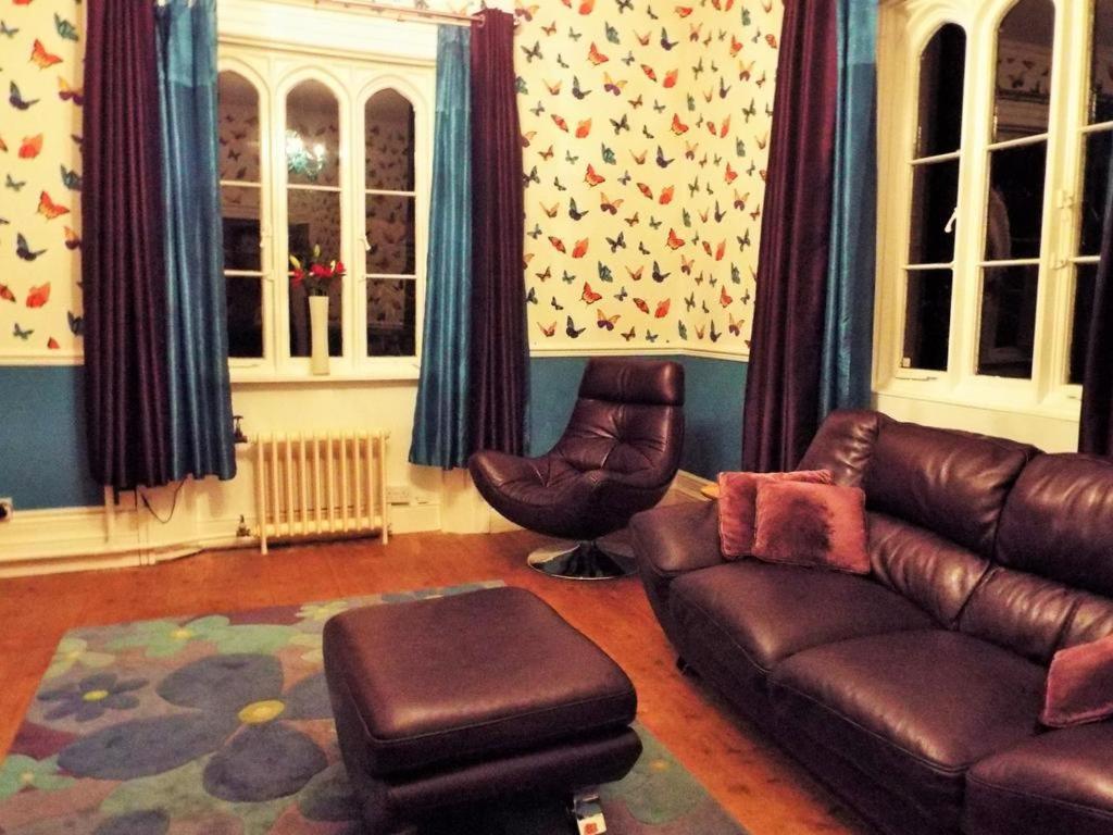 เดอะ โอลด์ วิคาเรจ บีแอนด์บี Bed & Breakfast โคลฟอร์ด ภายนอก รูปภาพ
