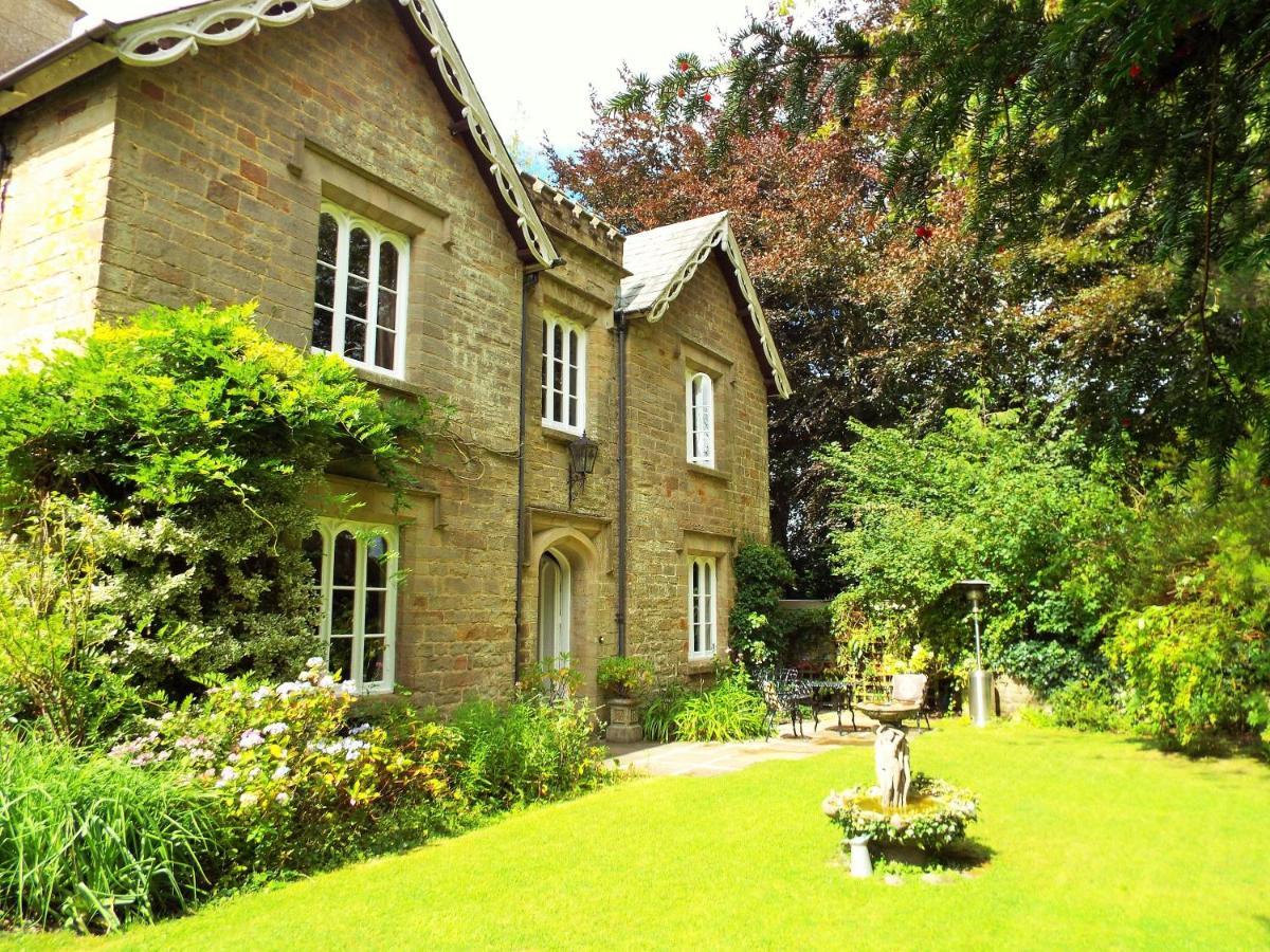 เดอะ โอลด์ วิคาเรจ บีแอนด์บี Bed & Breakfast โคลฟอร์ด ภายนอก รูปภาพ
