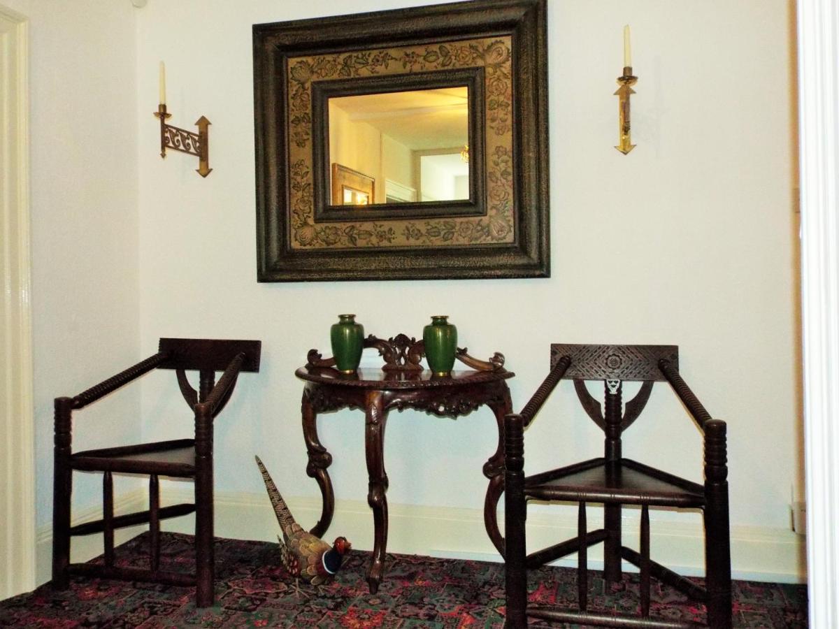 เดอะ โอลด์ วิคาเรจ บีแอนด์บี Bed & Breakfast โคลฟอร์ด ภายนอก รูปภาพ