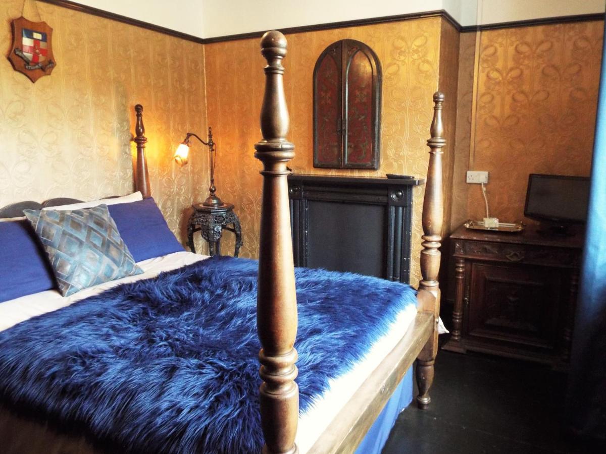 เดอะ โอลด์ วิคาเรจ บีแอนด์บี Bed & Breakfast โคลฟอร์ด ภายนอก รูปภาพ