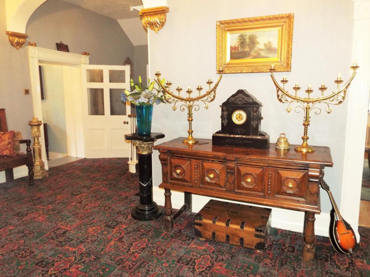 เดอะ โอลด์ วิคาเรจ บีแอนด์บี Bed & Breakfast โคลฟอร์ด ภายนอก รูปภาพ