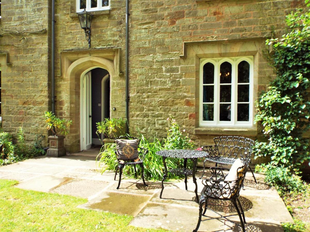 เดอะ โอลด์ วิคาเรจ บีแอนด์บี Bed & Breakfast โคลฟอร์ด ภายนอก รูปภาพ